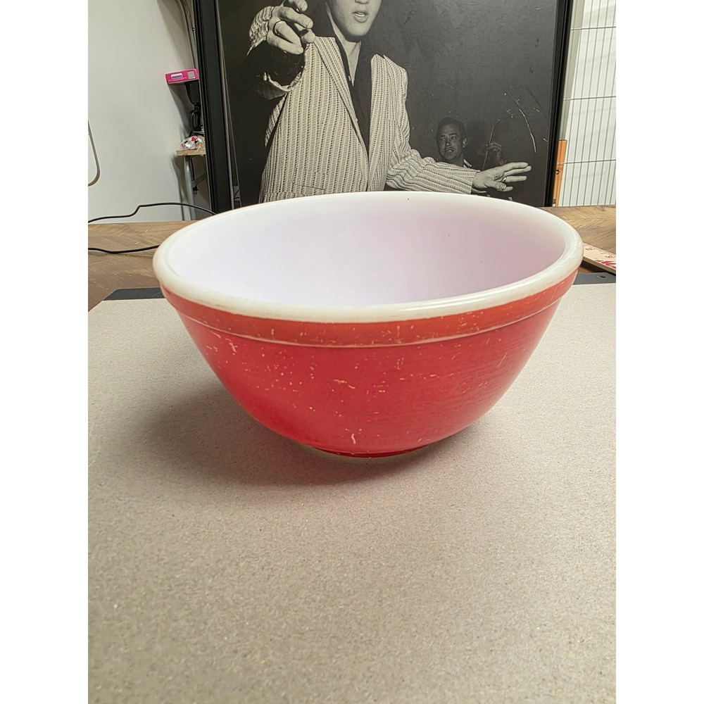 Vintage Pyrex Red Mixing Bowl 402 Primary Color Milk Glass 1.5 Quart